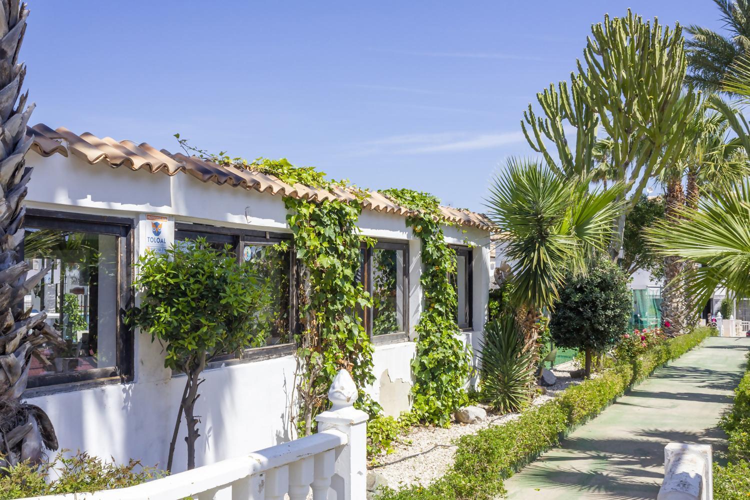 Bungalow Pink Palm Beach Torrevieja Luaran gambar